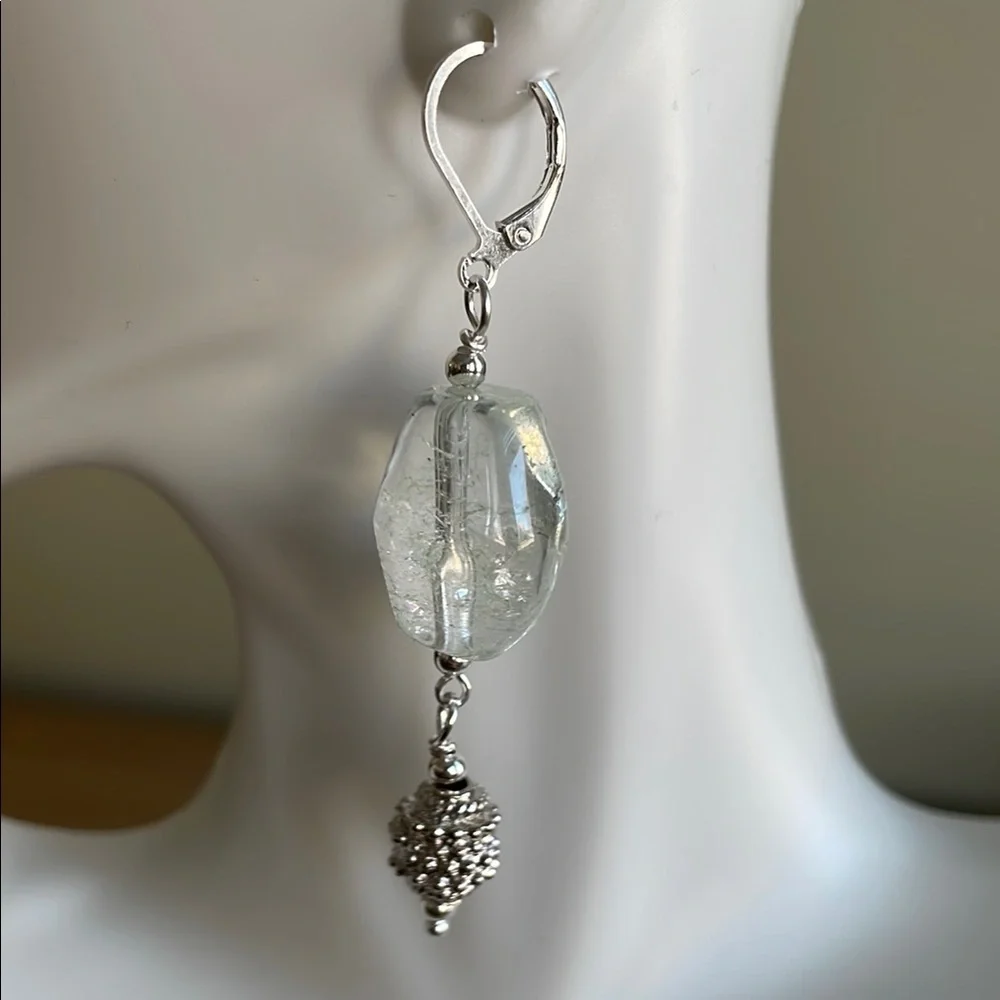 HAND CRAFTED EARRINGS PIERCED DANGLE DROP Clear Quartz Silver Neutral